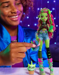 Monster High Venus McFlytrap -nukke