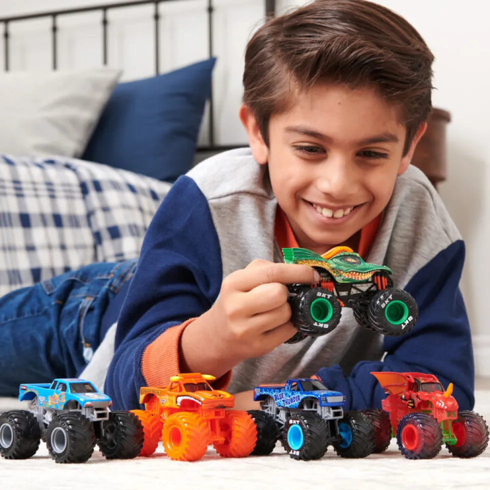 Monster Jam Megalodon monsteri auto 1:64