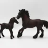 Schleich 13604 Friisiläinen hevonen ja 13622 varsa